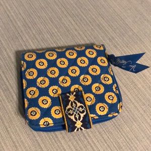 Vera Bradley wallet
